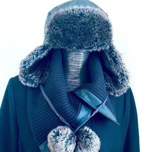 NATHANIEL COLE Designed by CROWNCAP PLUSHY  WINTER HAT